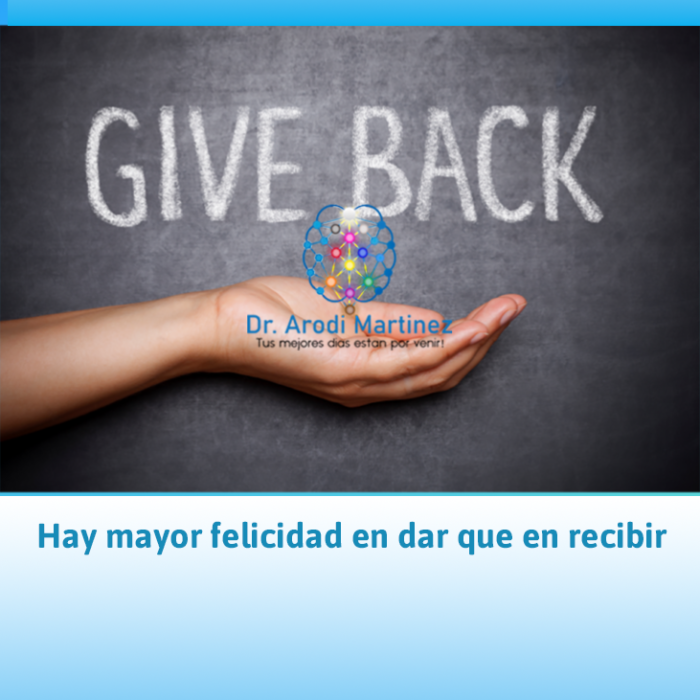dr-arodi-martinez-dando-a-la-comunidad dr-arodi-martinez-dando-a-la-comunidad